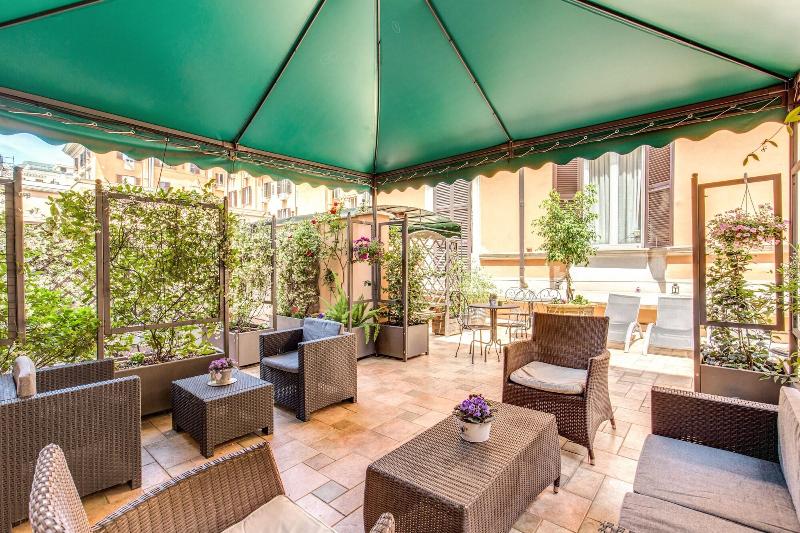 Ecce Roma Suites - Teras