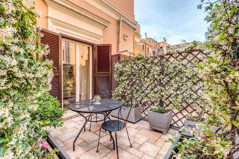 Ecce Roma Suites - Teras