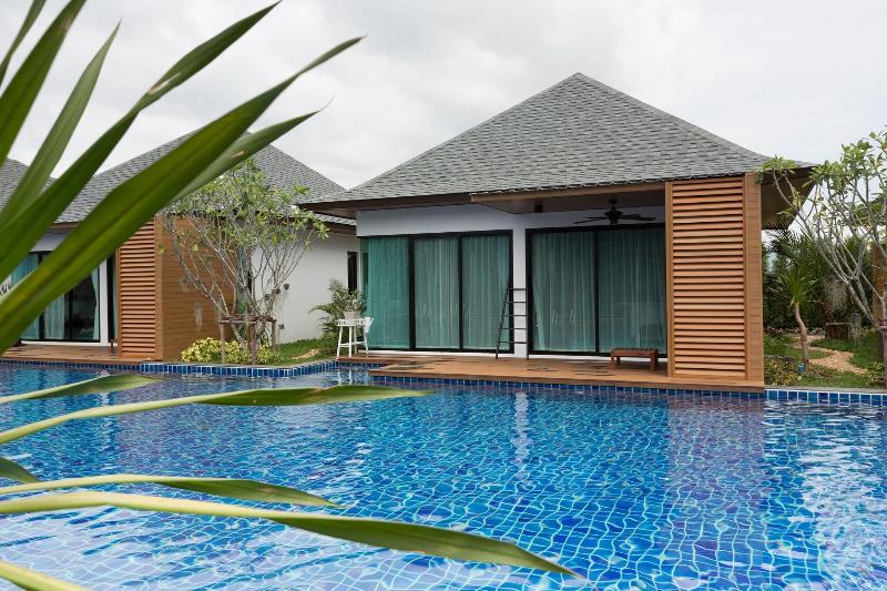 Vann Hua Hin Resort - Havuz