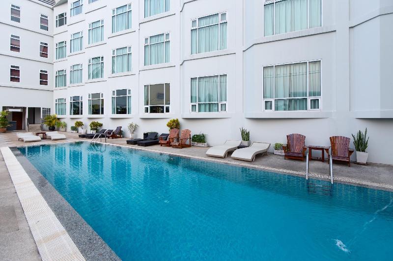Kanchanaburi City Hotel - Plaj
