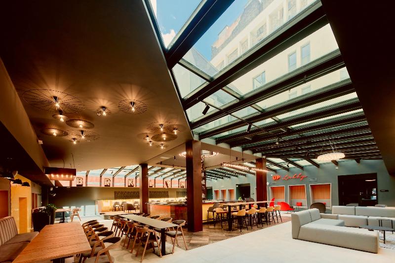 Up Hotel Budapest - Lobi