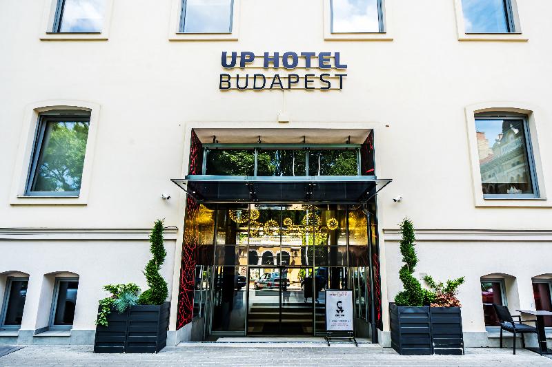 Up Hotel Budapest - Genel