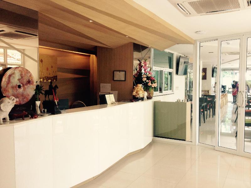 Kavinburi Green Hotel - Lobi