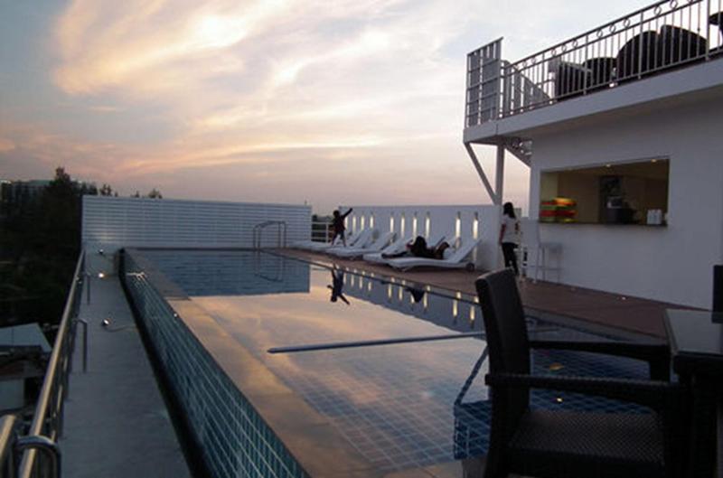 Kavinburi Green Hotel - Havuz