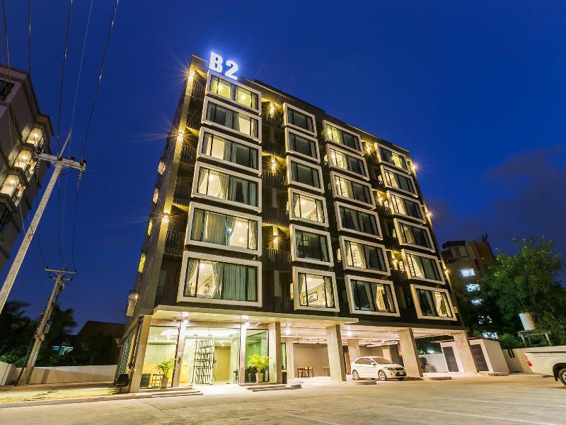 B2 South Pattaya Premier Hotel - Genel