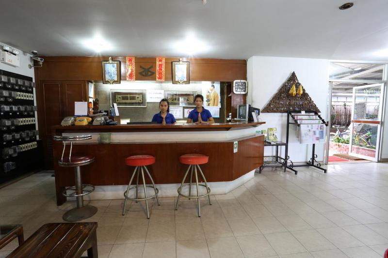 Chomdoi House Hotel SHA Extra Plus - Lobi