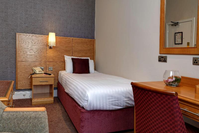 Best Western Kings Manor Hotel - Oda