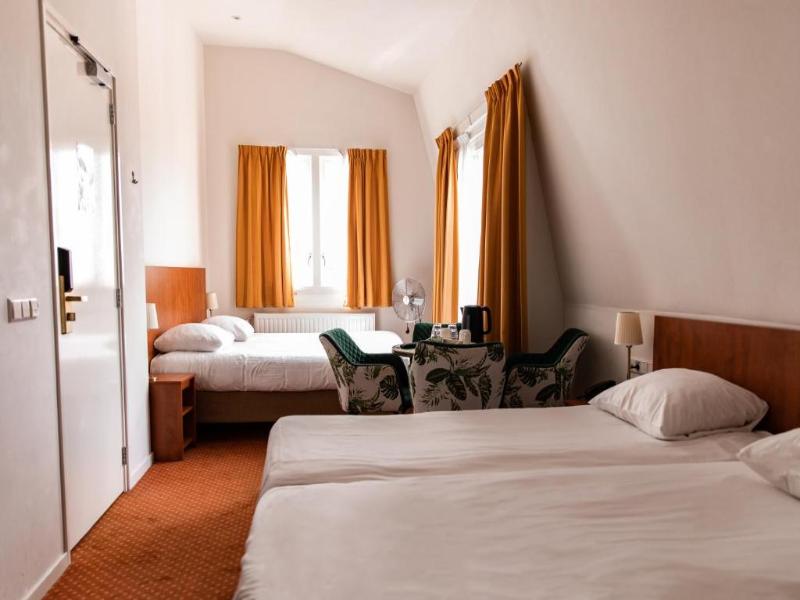 Ambassador City Centre Hotel - Oda