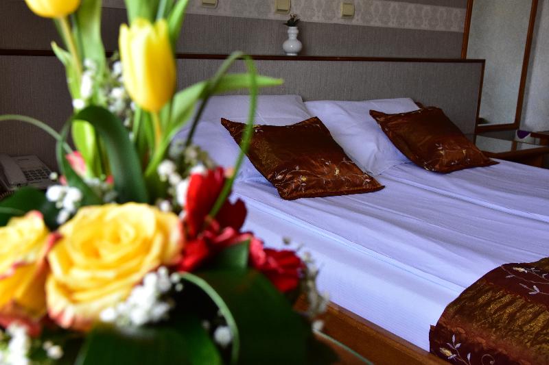 Garni Hotel Lav - Genel