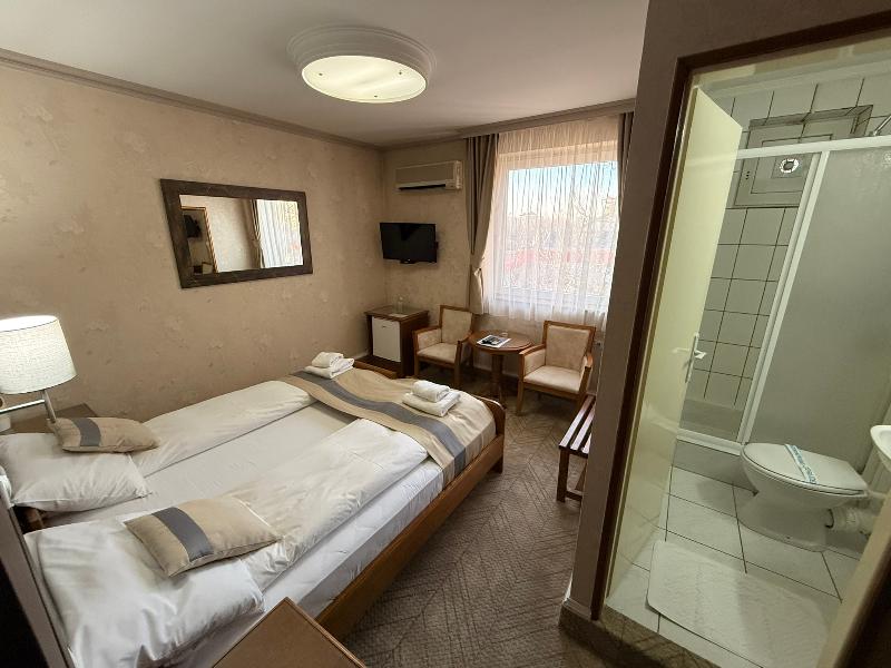 Garni Hotel Lav - Oda