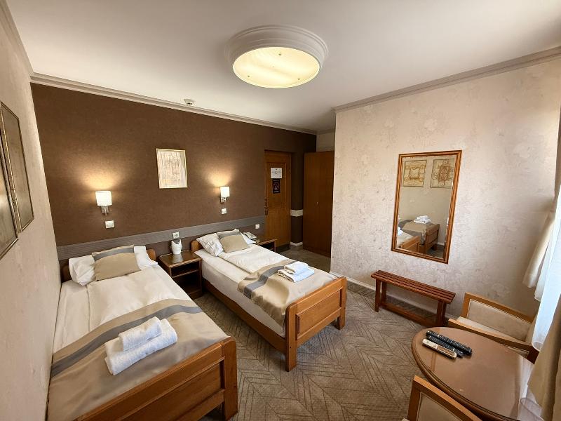 Garni Hotel Lav - Oda