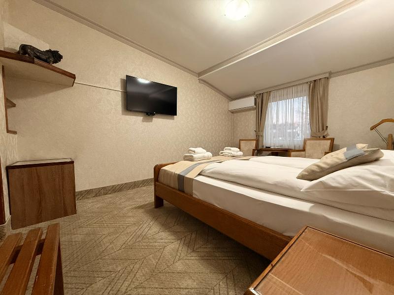 Garni Hotel Lav - Oda
