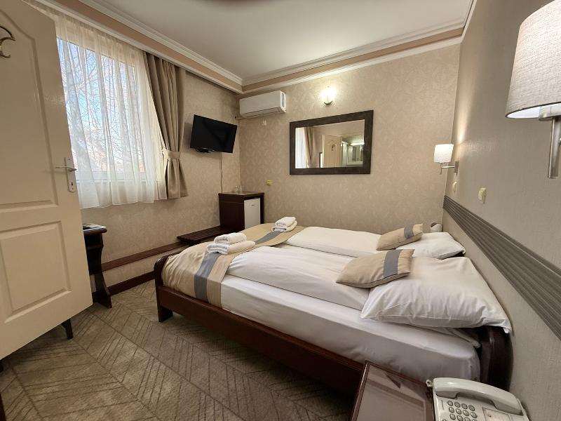 Garni Hotel Lav - Oda
