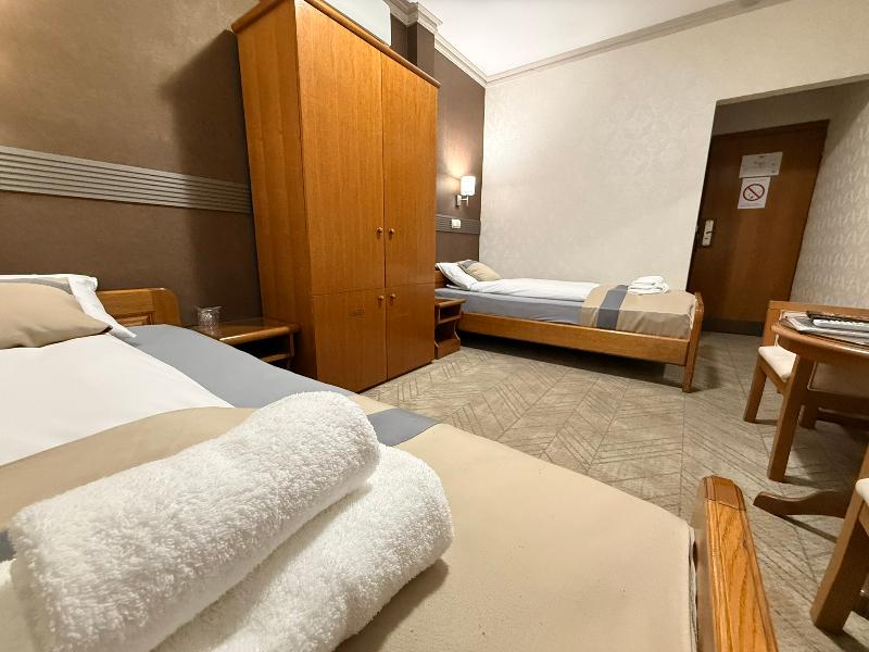 Garni Hotel Lav - Oda