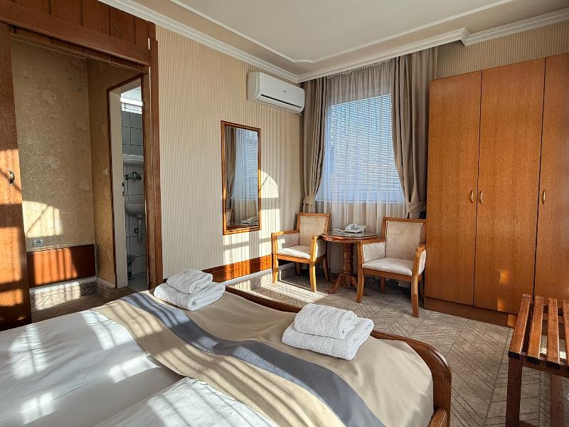 Garni Hotel Lav - Oda