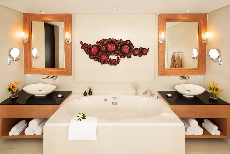 Avani+ Mai Khao Phuket Suites - Oda