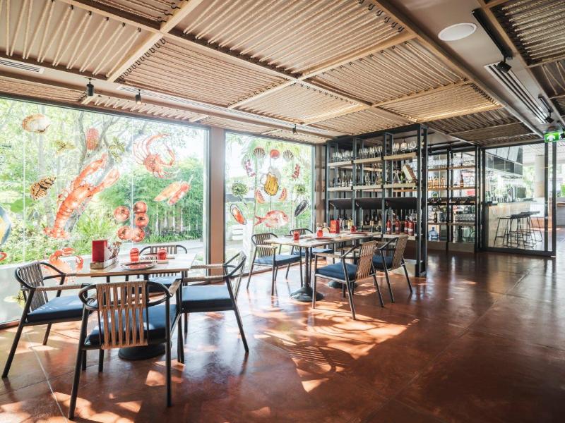 Avani+ Mai Khao Phuket Suites - Restoran