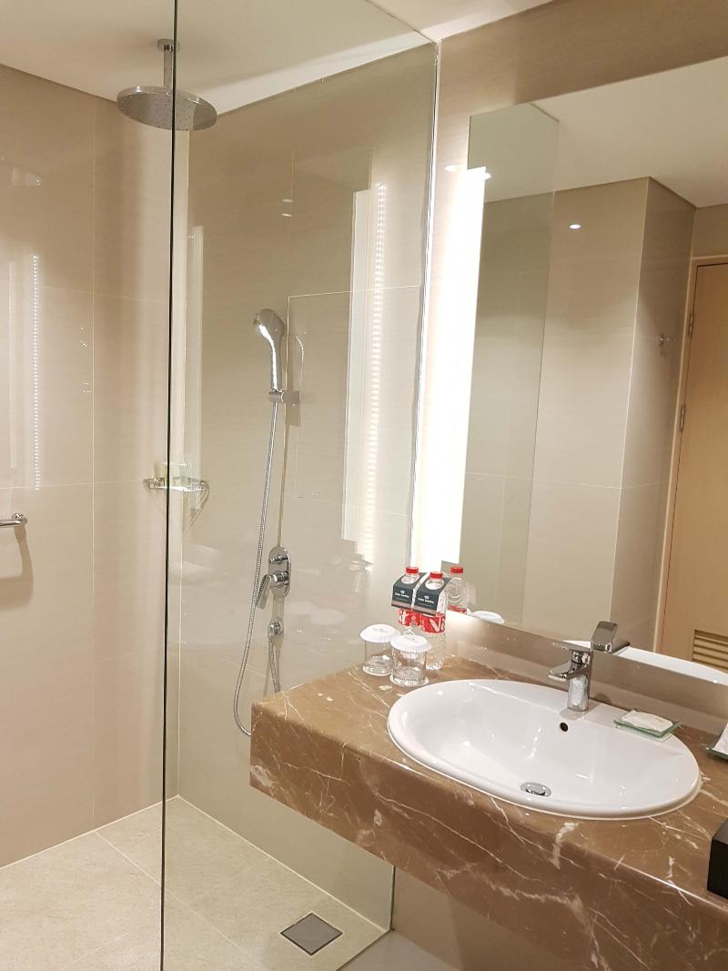 Hotel Santika Gresik - Oda