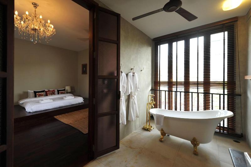 Villa Phra Sumen Bangkok - Oda
