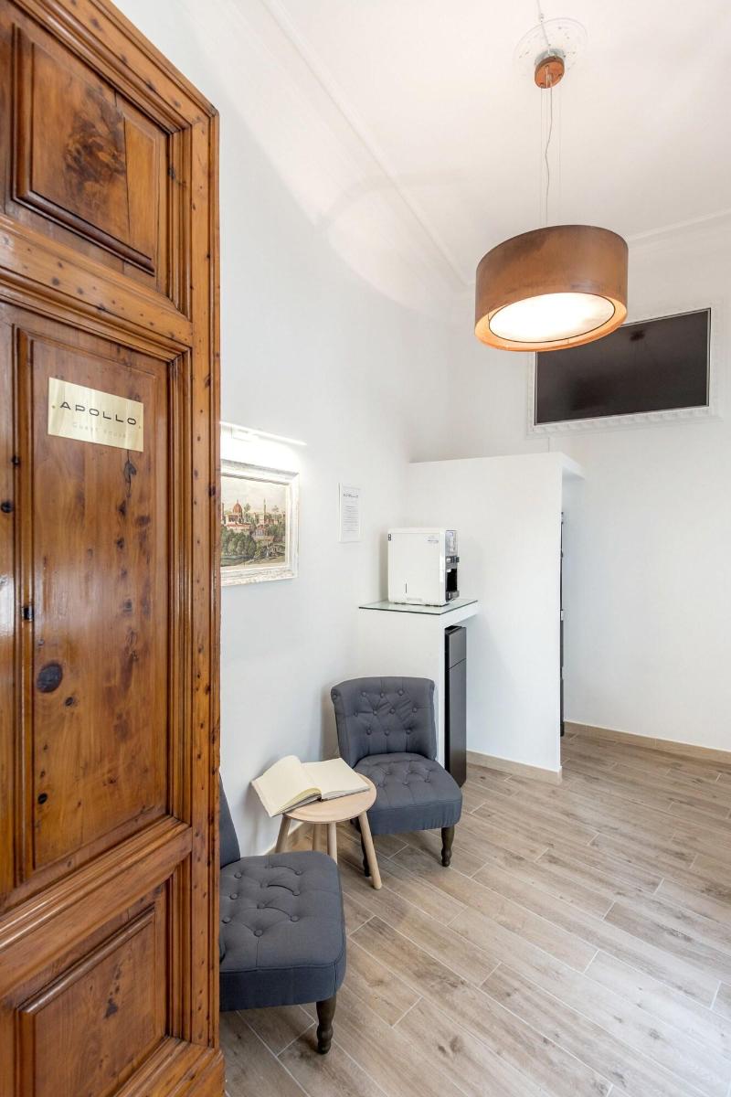Apollo Guest House - Lobi