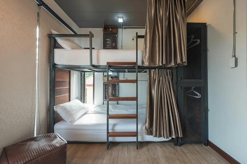33 Poshtel by ZUZU - Oda