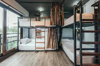 33 Poshtel by ZUZU fotoÄŸrafÄ±