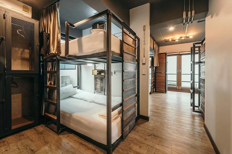 33 Poshtel by ZUZU - Oda