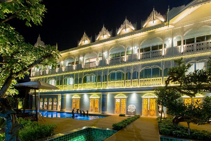 At Pingnakorn Riverside Hotel - Genel