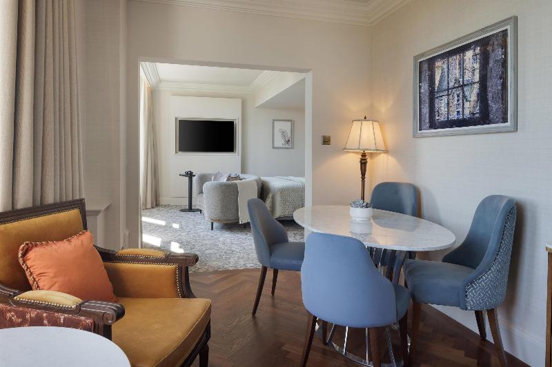 The Caledonian Edinburgh Curio Collection Hilton - Oda