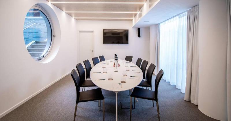 Innside Milano Torre Galfa - Toplantı