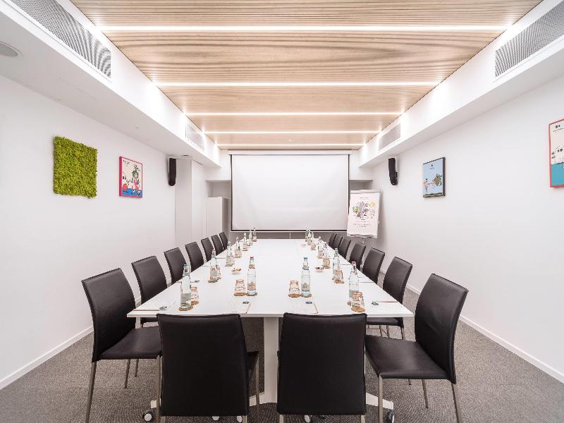 Innside Milano Torre Galfa - Toplantı