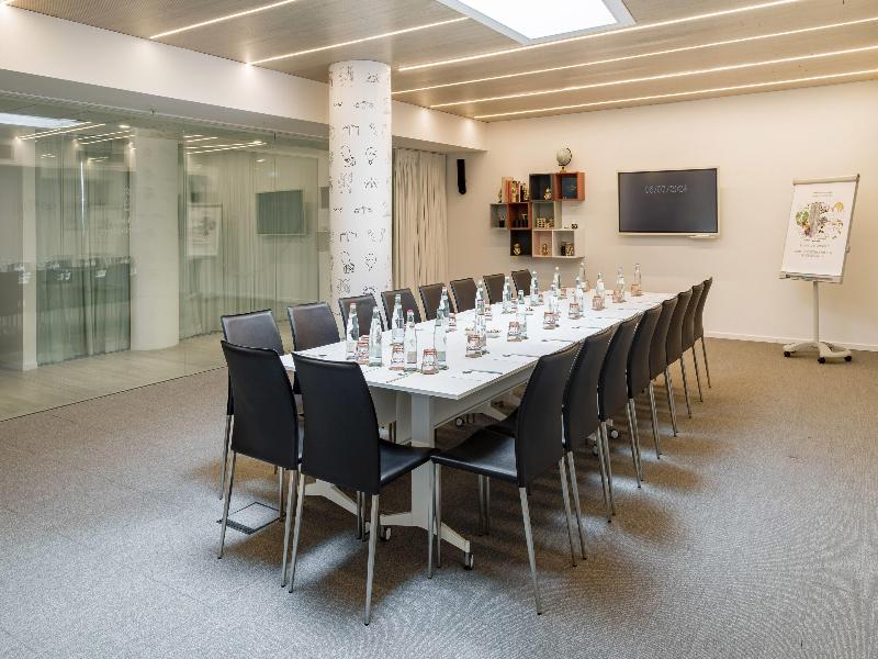Innside Milano Torre Galfa - Toplantı