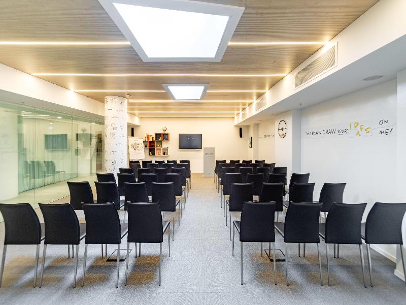 Innside Milano Torre Galfa - Toplantı
