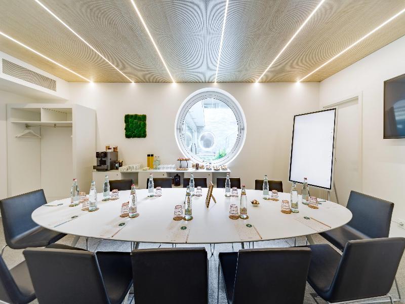 Innside Milano Torre Galfa - Toplantı
