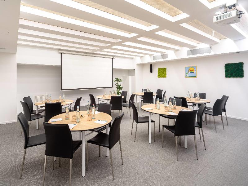 Innside Milano Torre Galfa - Toplantı