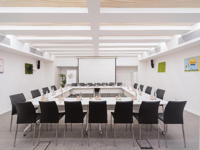 Innside Milano Torre Galfa - Toplantı
