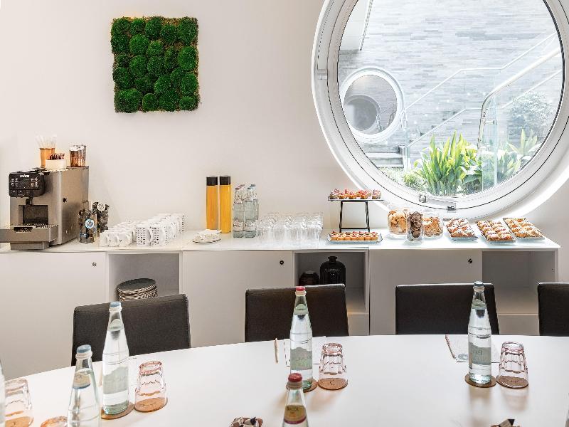 Innside Milano Torre Galfa - Toplantı