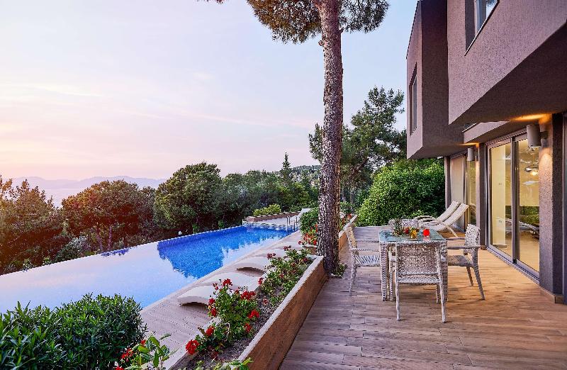Pine Bay Holiday Resort - Oda