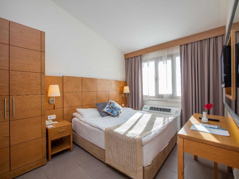 Pine Bay Holiday Resort - Oda