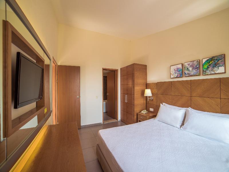 Pine Bay Holiday Resort - Oda