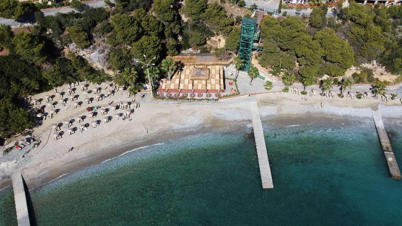 Pine Bay Holiday Resort - Plaj