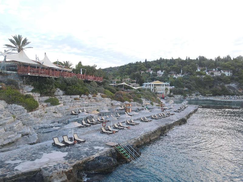 Pine Bay Holiday Resort - Plaj