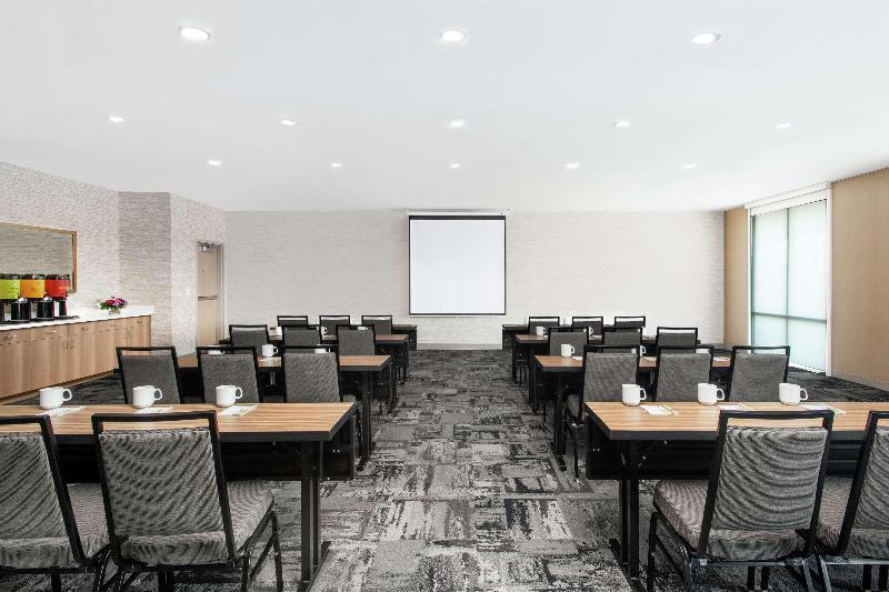 Home2 Suites by Hilton Long Island Brookhaven - Toplantı