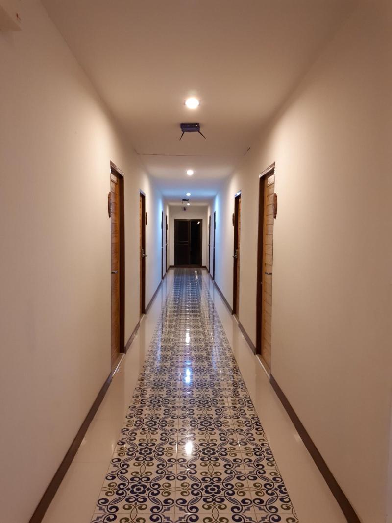 Bed By City Hotel - Lobi
