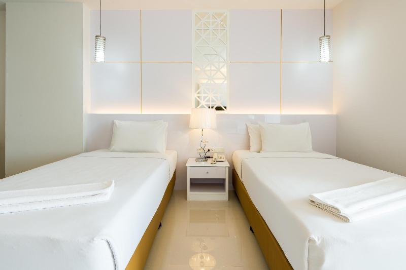 The Legacy Hotel - Genel