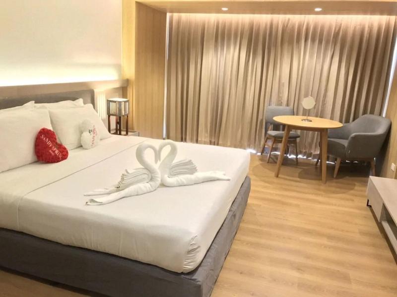 Sandy Spring Hotel - Genel
