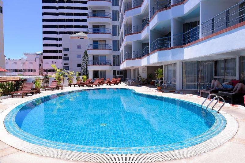 Sandy Spring Hotel - Havuz