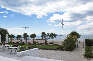 Makedonia Palace
