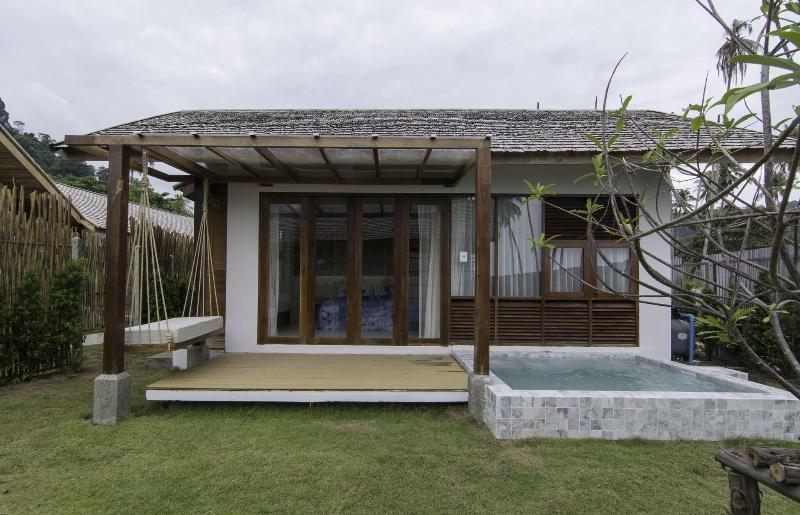 Rest Sea Resort Koh Kood - Teras