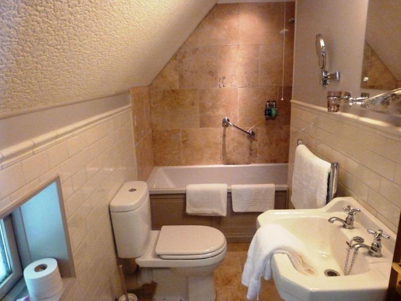 Corriegour Lodge Hotel - Oda